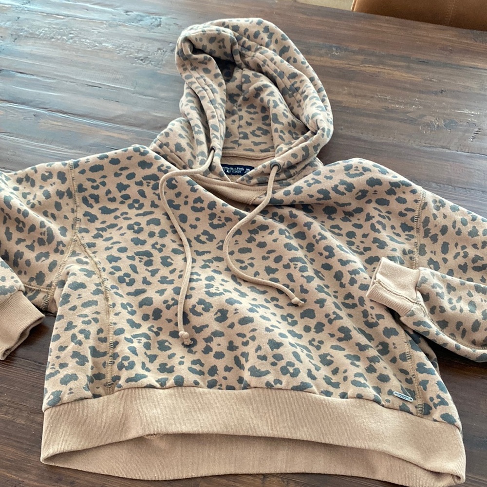 Abercrombie & Fitch XS soft fleece leopard hoodie